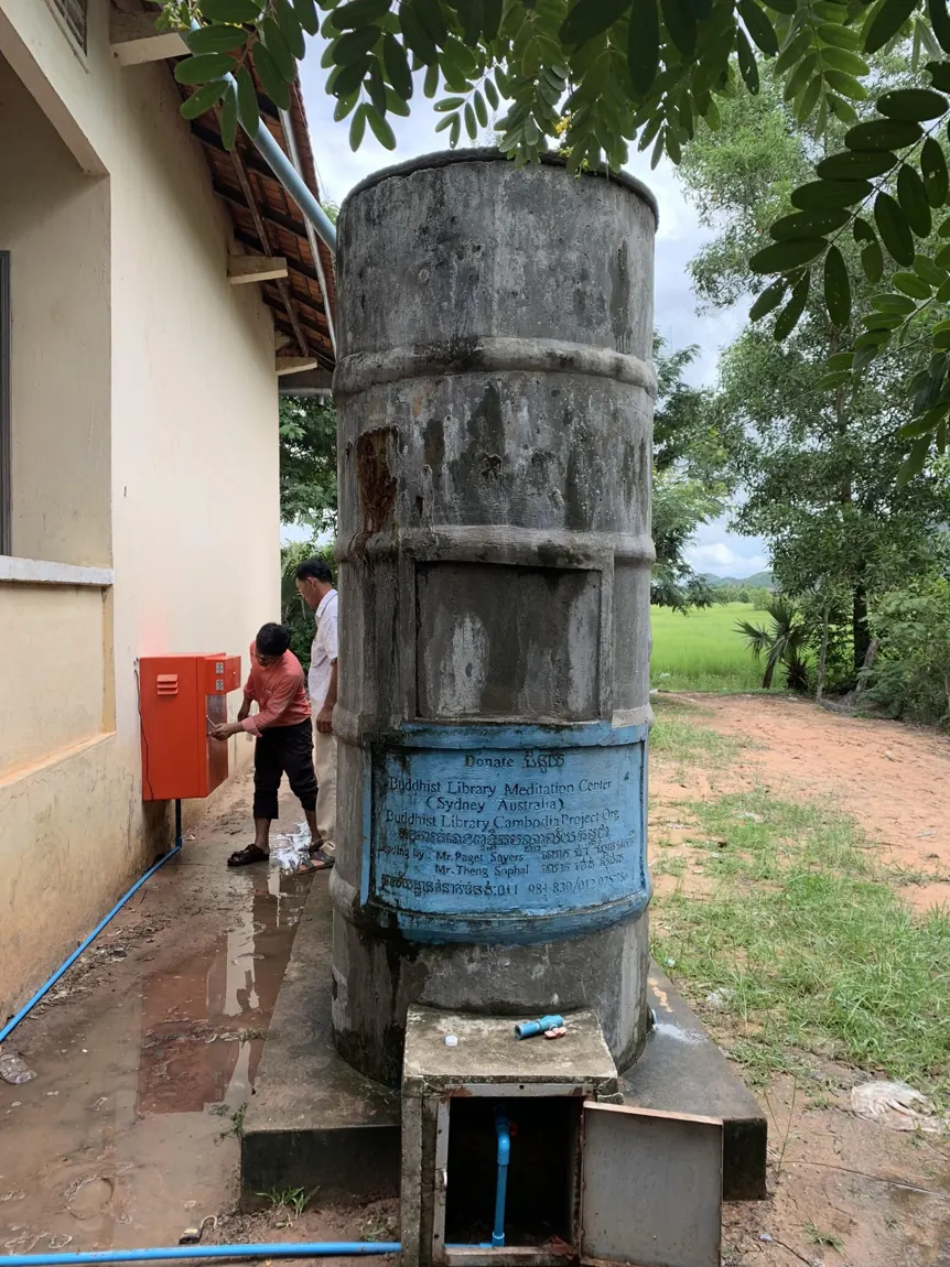 Rainwater storage feeding a school system