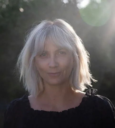 Polly Barrowman, Environmental Microbiologist
